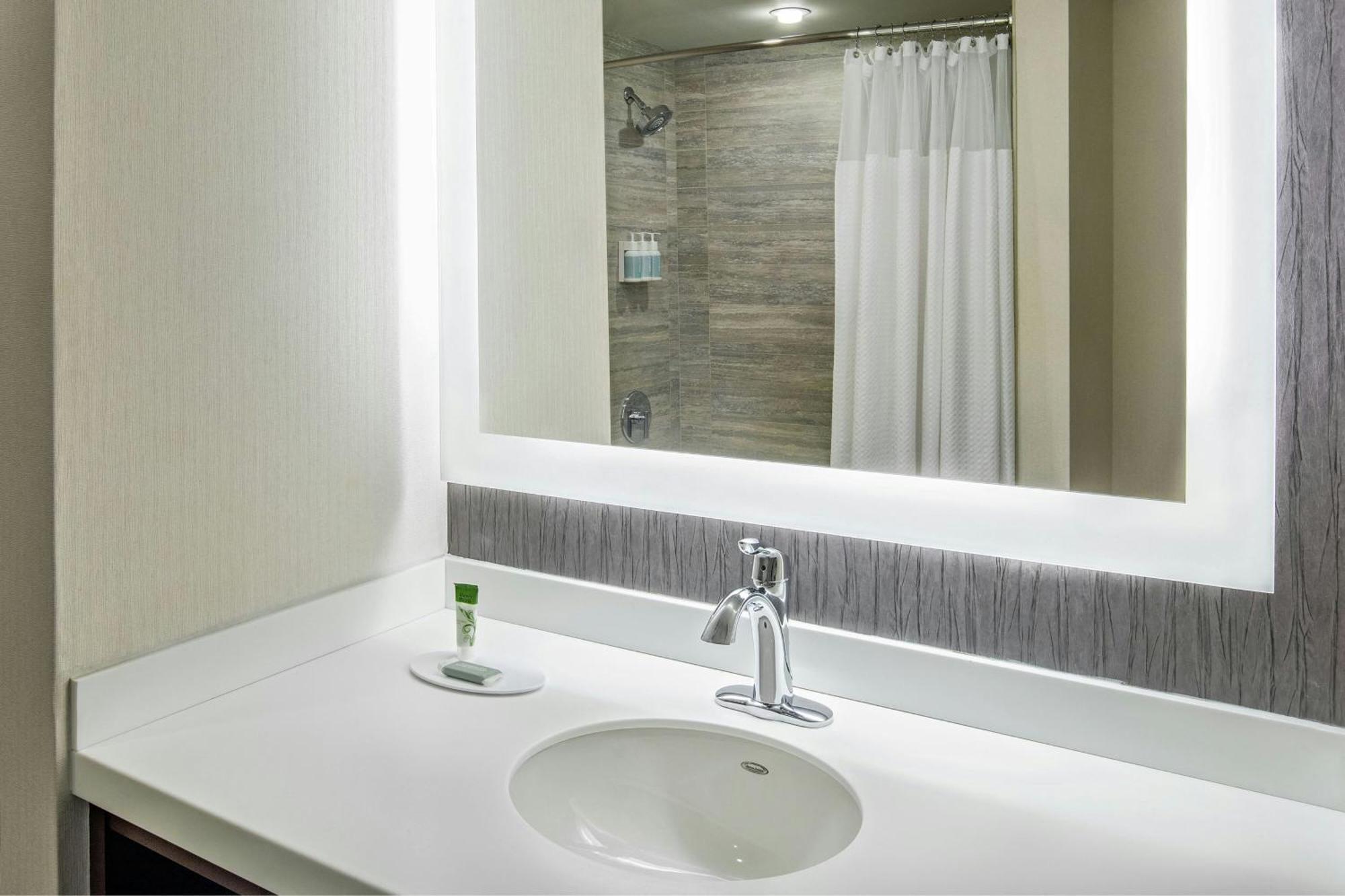Courtyard By Marriott Boston Downtown Hotel Bagian luar foto